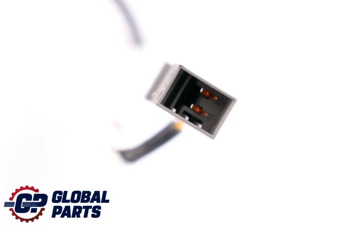  Module Air BMW E90 E91 LCI Avant Droite Siège Noir - SKU 7146666 - Numéro de pièce 7146666