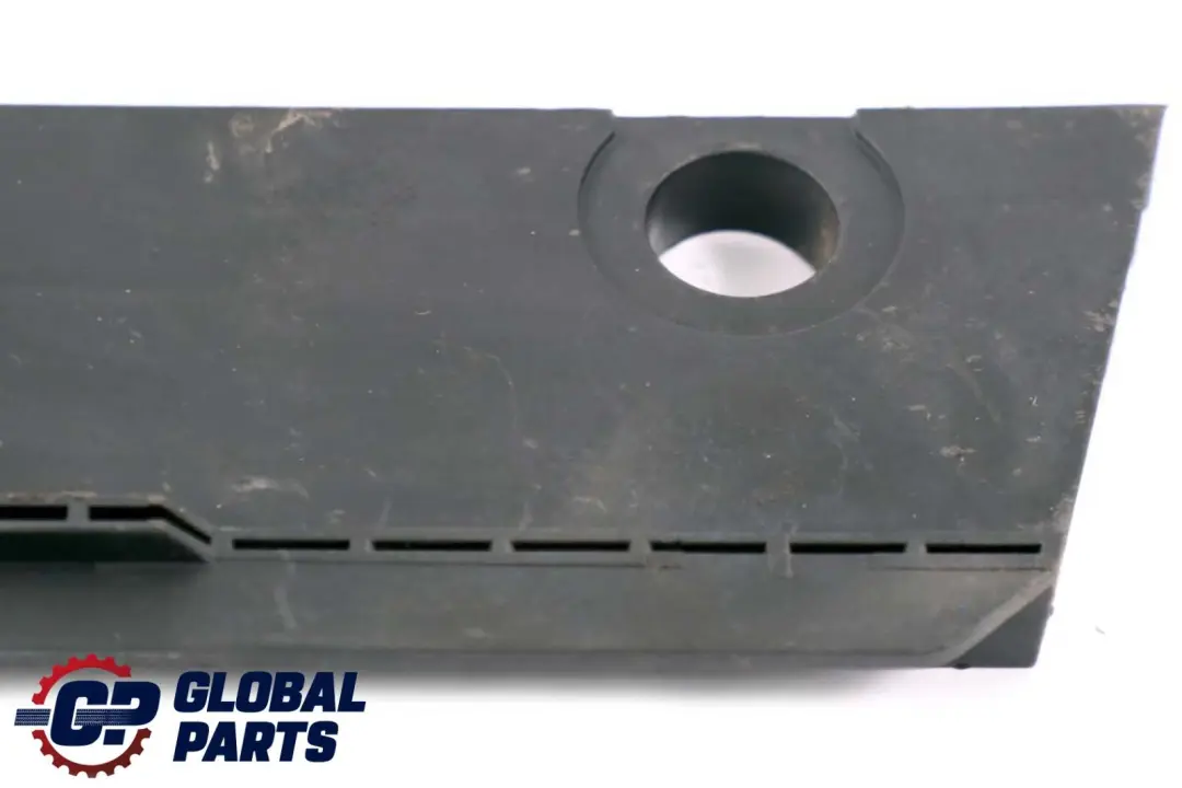 BMW 3 E90 E90N E91 E91N Protección contra impactos Alféizar derecho - SKU 7146730 - Número de pieza 7146730