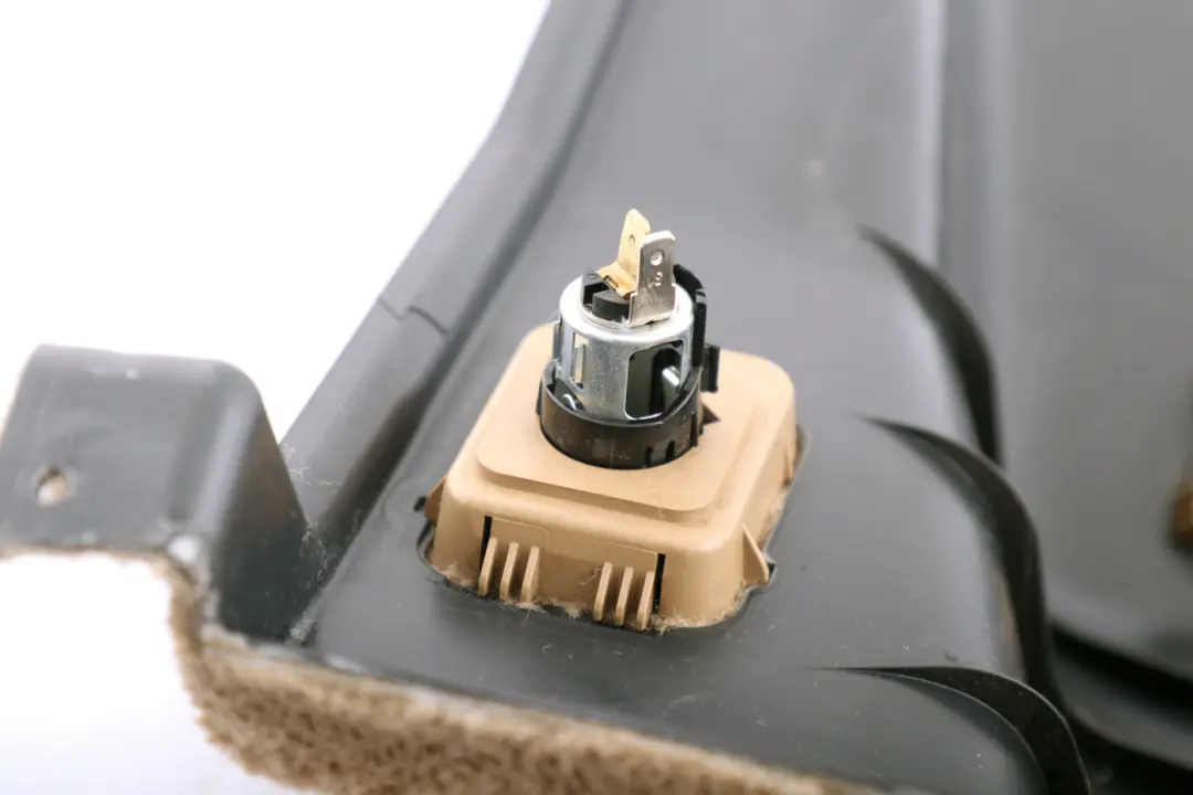 BMW E91 Panel De Embellecedor del Maletero Delantero Izquierdo Beige 7141891 - SKU 7146741 - Número de pieza 7146741