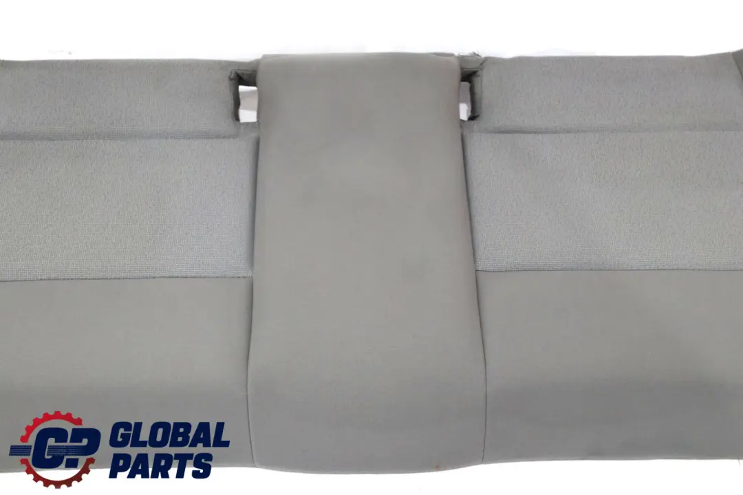 Interior Asiento Trasero Funda Respaldo Base Stoff Fluid Grau Grey para BMW E90 con número de pieza 7146799 BMW E90 Interior Asiento Trasero Funda Respaldo Base Stoff Fluid Grau Grey - SKU 7146799 - Número de pieza 7146799