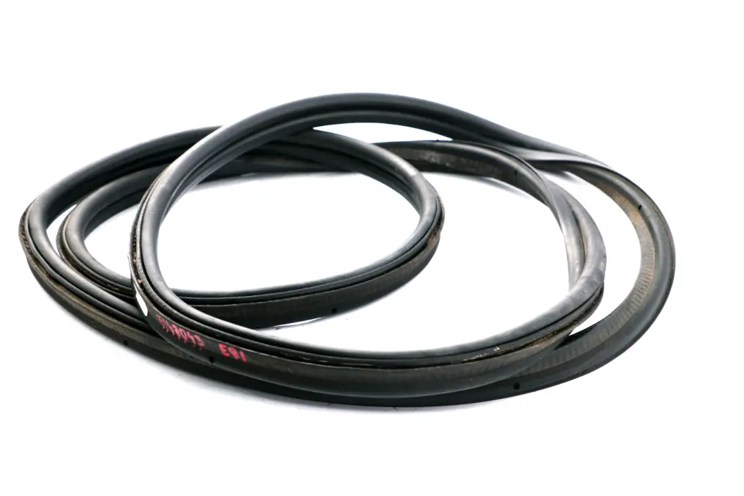 Tapa del maletero Junta De estanqueidad para BMW E91 E91N LCI con número de pieza 7147043 BMW E91 E91N LCI Tapa del maletero Junta De estanqueidad - SKU 7147043 - Número de pieza 7147043