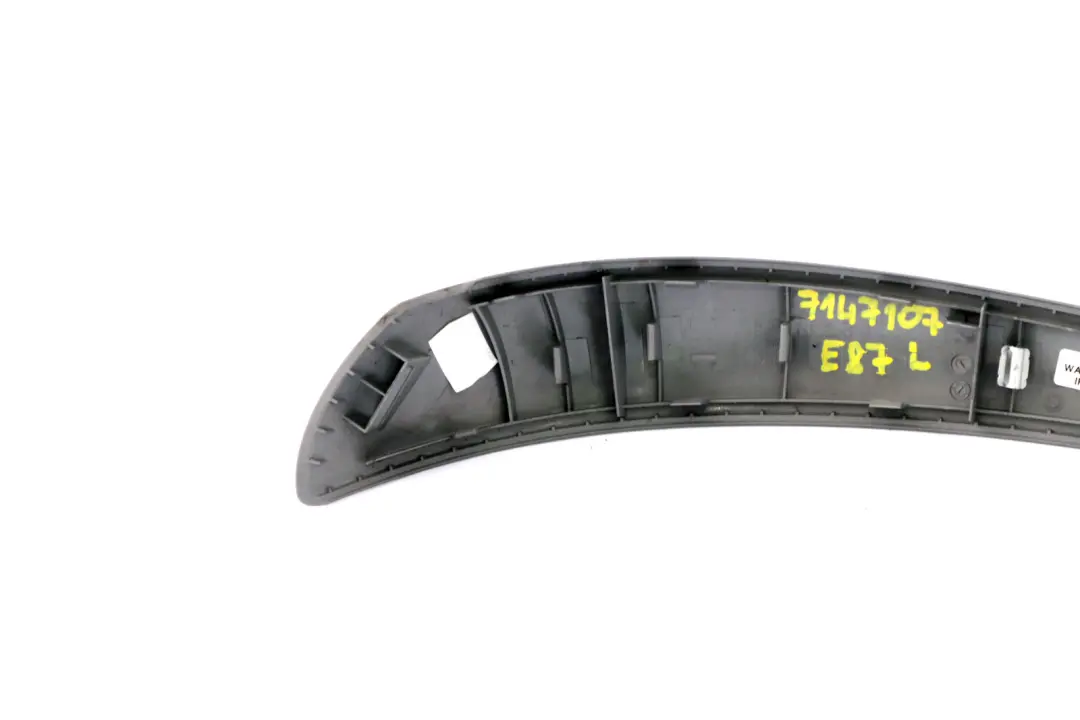 Trim Inner Door Handle Silver Titan Matt Left N/S to BMW 1 Series E87 with Part number 7147107 BMW 1 Series E87 Trim Inner Door Handle Silver Titan Matt Left N/S - SKU 7147107 - Part number 7147107