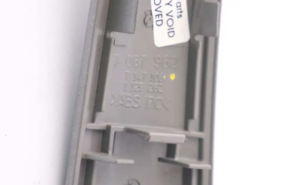 Trim Inner Door Handle Silver Titan Matt Right O/S to BMW 1 Series E87 with Part number 7147108 BMW 1 Series E87 Trim Inner Door Handle Silver Titan Matt Right O/S - SKU 7147108 - Part number 7147108