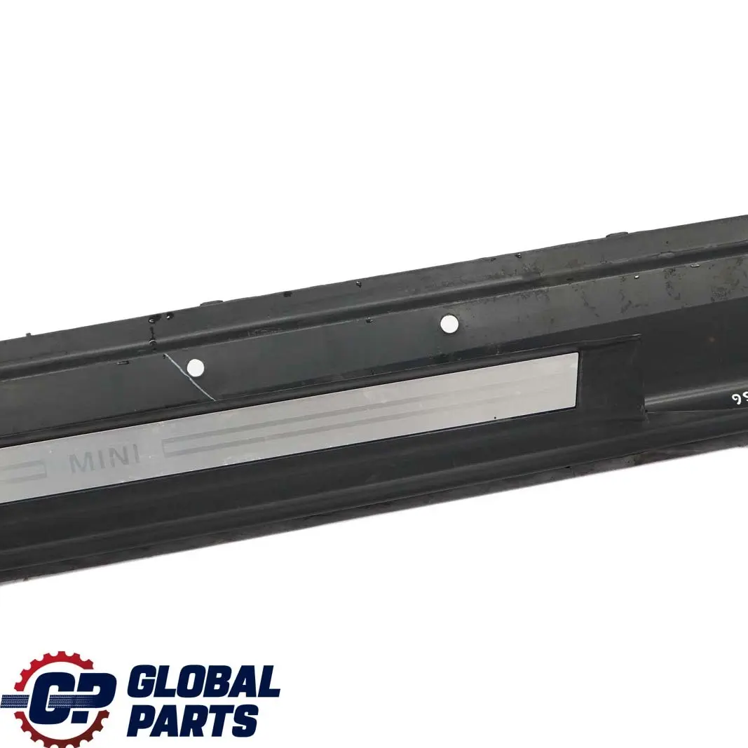 Cote Revetement Seuil a Gauche pour Mini R56 R57 à propos du numéro de pièce 7147915 Mini R56 R57 Cote Revetement Seuil a Gauche - SKU 7147915-16 - Numéro de pièce 7147915