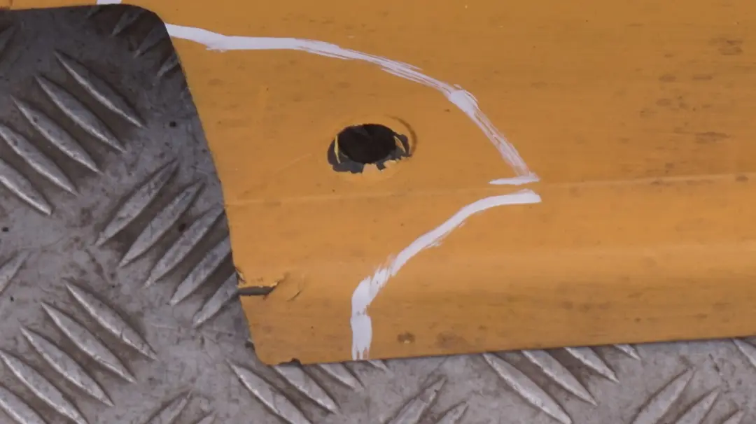 *BMW Mini Cooper S R56 R57 R58 Abdeckung Schweller Links Mellow Yellow für mit Teilenummer 7147916 *BMW Mini Cooper S R56 R57 R58 Abdeckung Schweller Links Mellow Yellow - SKU 7147916-MY - Teilenummer 7147916