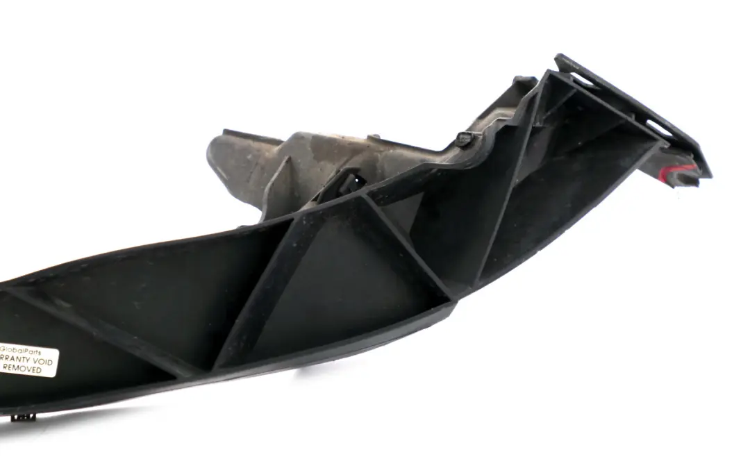 Support de phare panneau avant bras gauche pour BMW E82 E88 à propos du numéro de pièce 7148761 BMW E82 E88 Support de phare panneau avant bras gauche - SKU 7148761 - Numéro de pièce 7148761