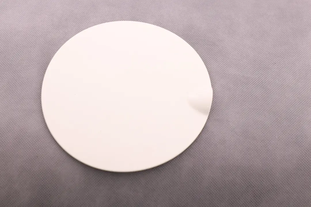 Filler In Flap Fuel Cap Cover Pepper White to MINI Cooper R55 R56 LCI with Part number 7148883 MINI Cooper R55 R56 LCI Filler In Flap Fuel Cap Cover Pepper White - SKU 7148883-PW - Part number 7148883