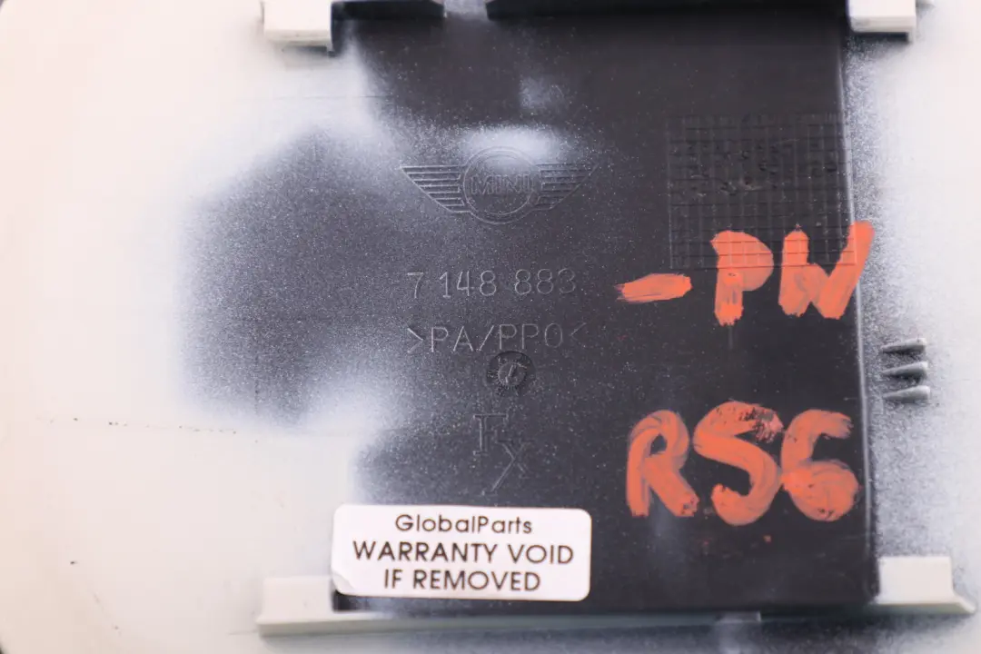 Ribalta Riempimento Pepe Bianco per Mini Cooper R55 R56 LCI con numero di parte 7148883 Mini Cooper R55 R56 LCI Ribalta Riempimento Pepe Bianco - SKU 7148883-PW - Numero di parte 7148883