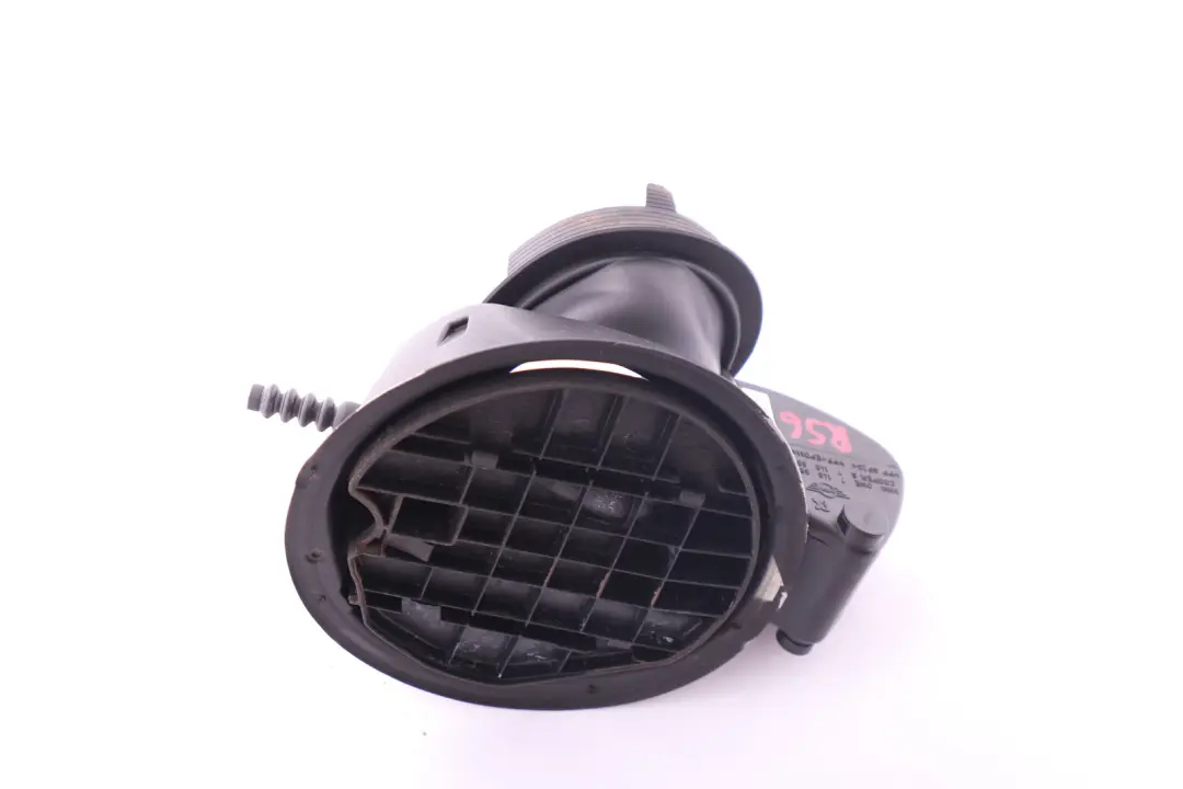 Carcasa De La tapa del deposito De combustible para Mini One R55 R56 LCI con número de pieza 7148884 Mini One R55 R56 LCI Carcasa De La tapa del deposito De combustible - SKU 7148884 - Número de pieza 7148884