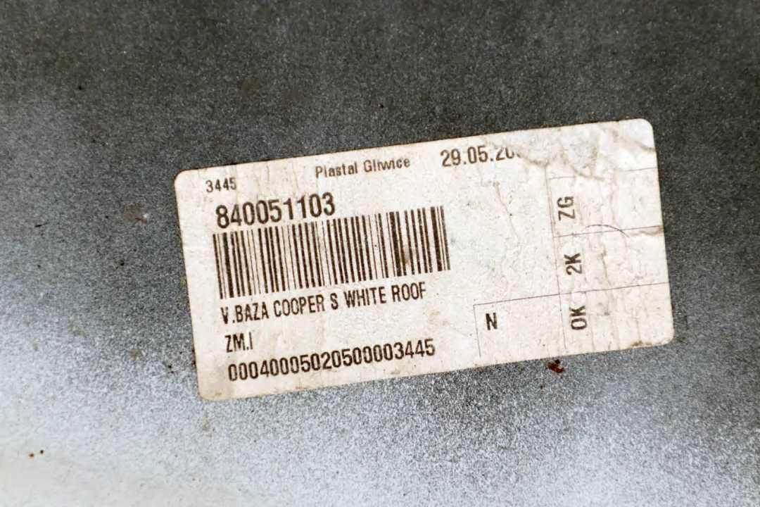 Lufteinlass Frontklappe Chili Red Rot - 85 für BMW Mini Cooper S R55 R56 R57 mit Teilenummer 0420491 BMW Mini Cooper S R55 R56 R57 Lufteinlass Frontklappe Chili Red Rot - 85 - SKU 7148914-CHRED - Teilenummer 0420491