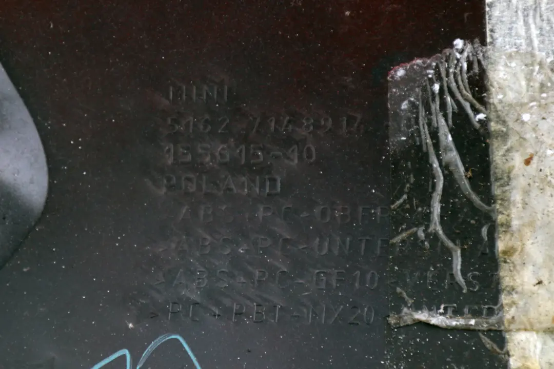 *BMW Mini Cooper S R56 Heckspoiler Hinten Chili Red 7148914 für mit Teilenummer 0420491 *BMW Mini Cooper S R56 Heckspoiler Hinten Chili Red 7148914 - SKU 7148914-CHRED1 - Teilenummer 0420491