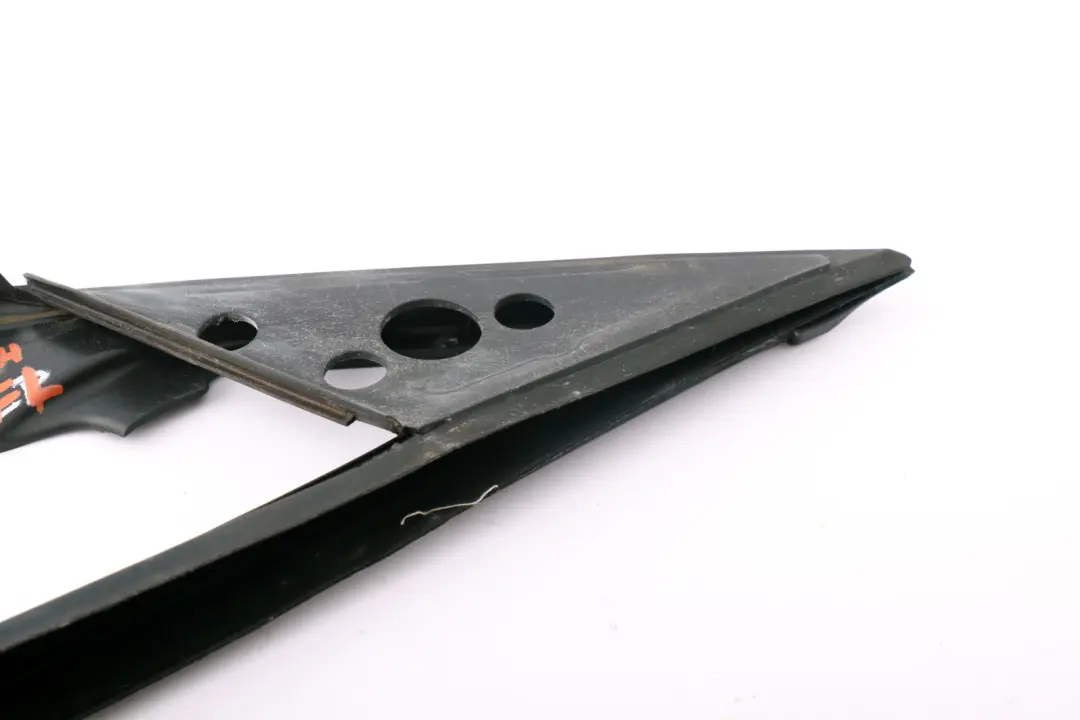 Joint du Triangle du Retroviseur Exterieur Gauche pour BMW Z4 Series E85 E86 à propos du numéro de pièce 7148935 BMW Z4 Series E85 E86 Joint du Triangle du Retroviseur Exterieur Gauche - SKU 7148935 - Numéro de pièce 7148935