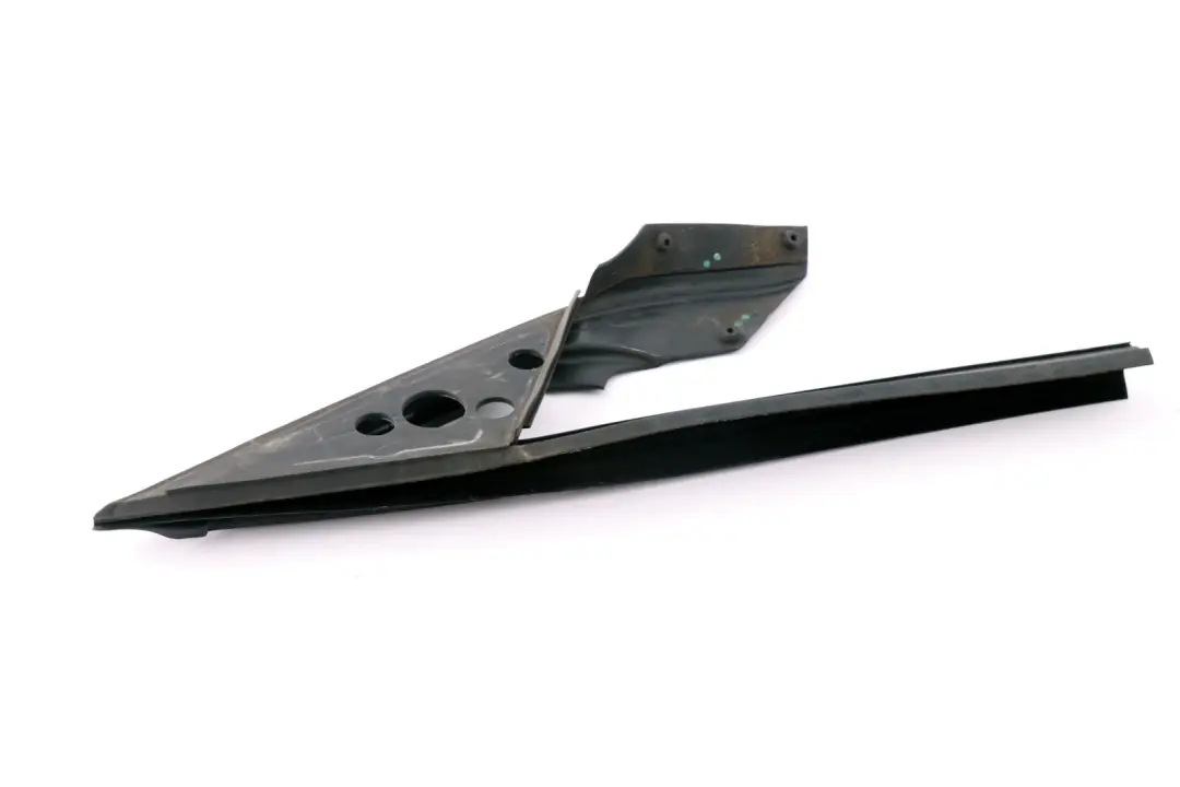 BMW Z4 E85 E86 Joint D'Étanchéité Triangle Rétroviseur Extérieur Droit - SKU 7148936 - Numéro de pièce 7148936