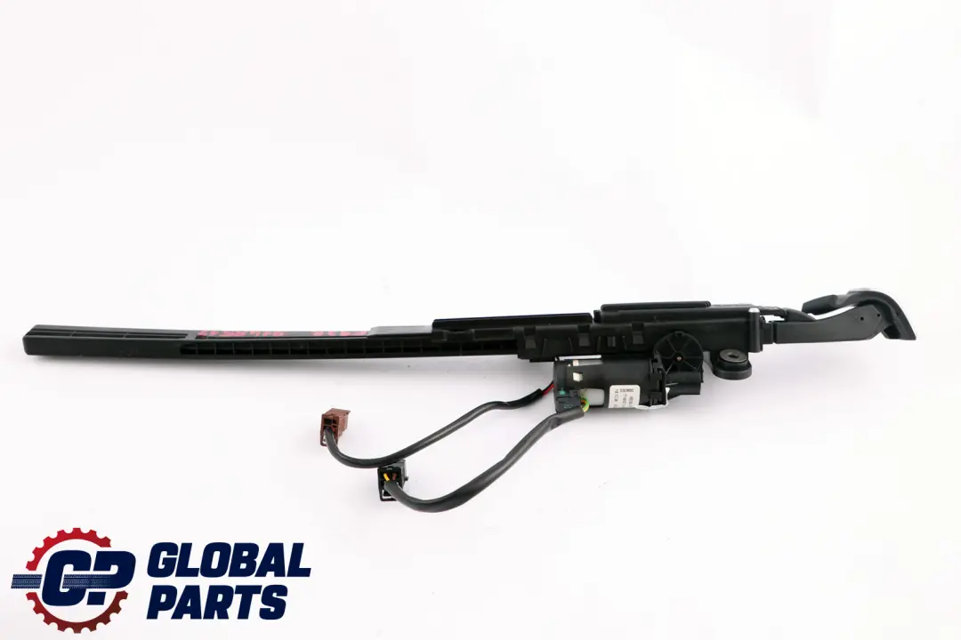 BMW E92 Front Left N/S Safety Seat Belt Handover Chrome - SKU 7149307 - Part number 7149307