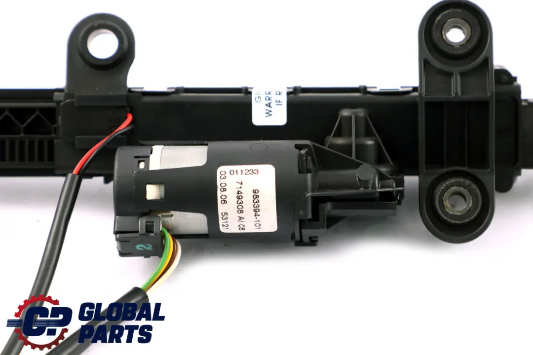 BMW E92 Delantera Derecha Cinturon De seguridad del conductor Handover Chrome - SKU 7149308 - Número de pieza 9148512