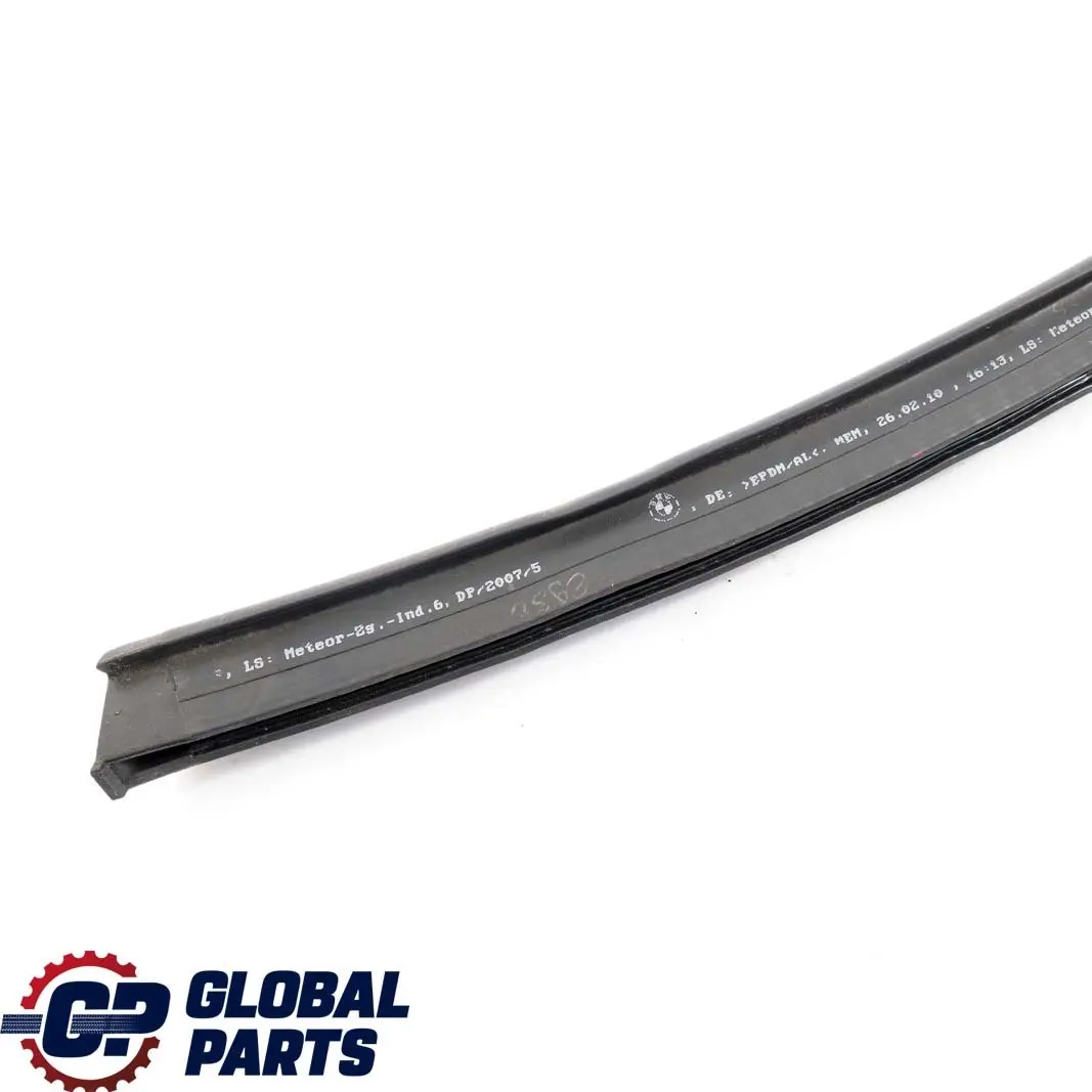 Verdeck Hinten Dachschale Rechts Dichtung 5437 für BMW Z4 E89 mit Teilenummer 7149456 BMW Z4 E89 Verdeck Hinten Dachschale Rechts Dichtung 5437 - SKU 7149456 - Teilenummer 7149456