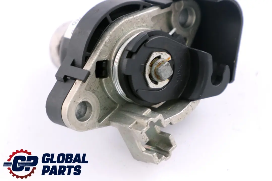 Zamek Klapy Bagażnika do BMW E65 E66 E67 o numerze 7149523 BMW E65 E66 E67 Zamek Klapy Bagażnika - SKU 7149523 - Numer Części 7149523