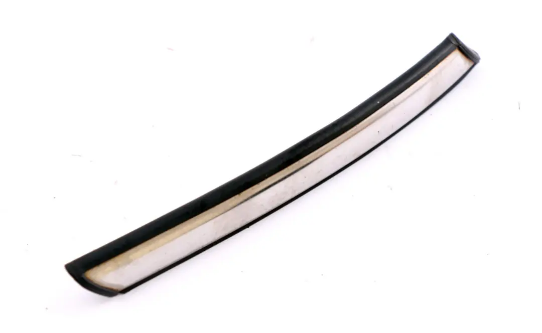 Mini Cooper R55 R56 R57 LCI Moldura lateral delantera derecha Cromo - SKU 7149956 - Número de pieza 51137149956