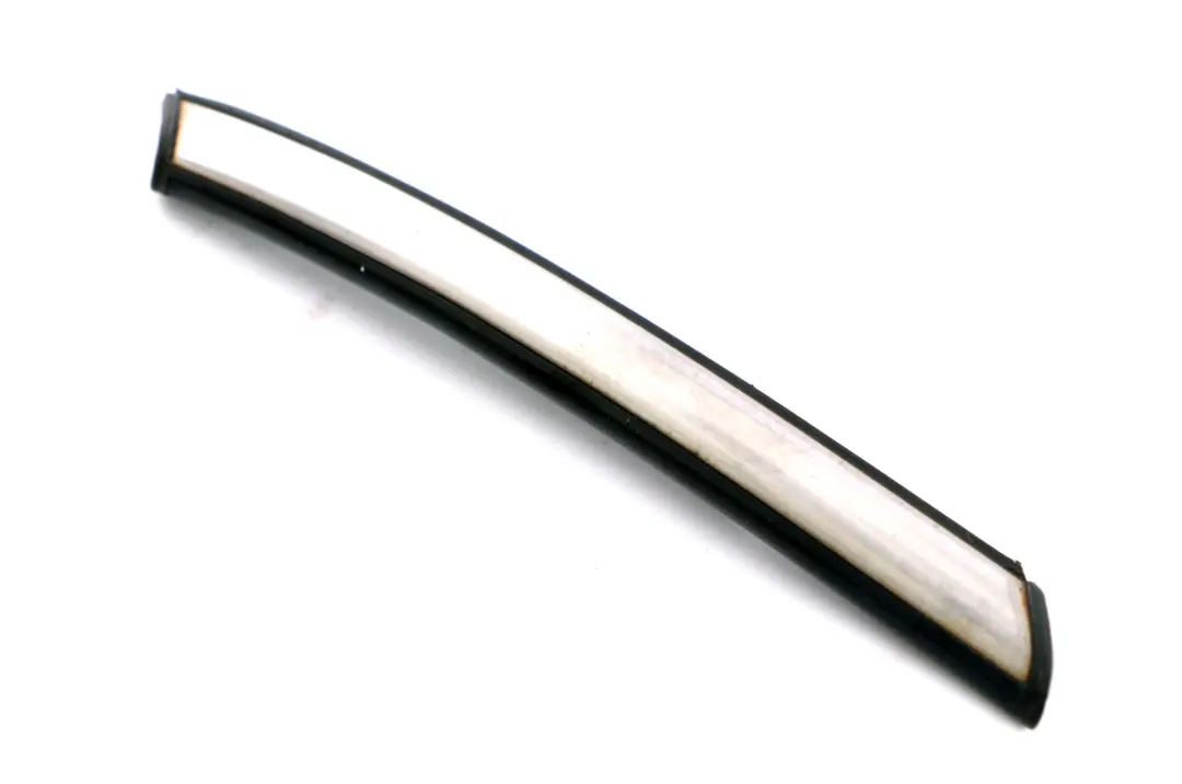 Mini Cooper R55 R56 R57 LCI Moldura lateral delantera derecha Cromo - SKU 7149956 - Número de pieza 51137149956