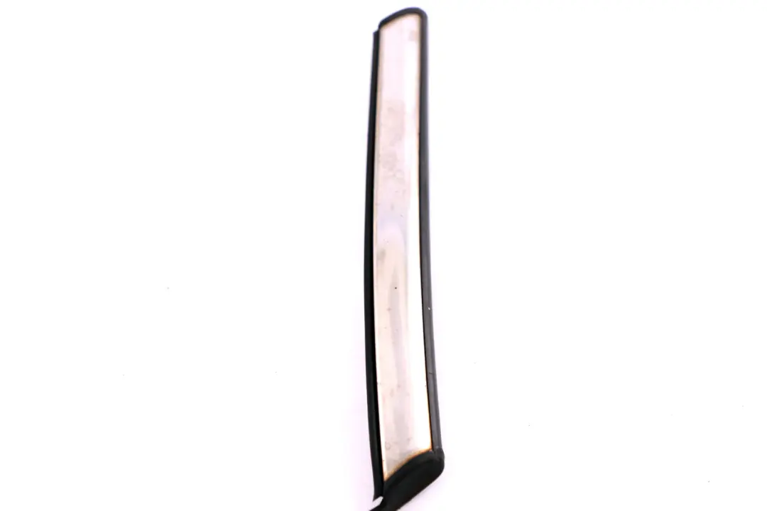 Mini Cooper R55 R56 R57 LCI Moldura lateral delantera derecha Cromo - SKU 7149956 - Número de pieza 51137149956