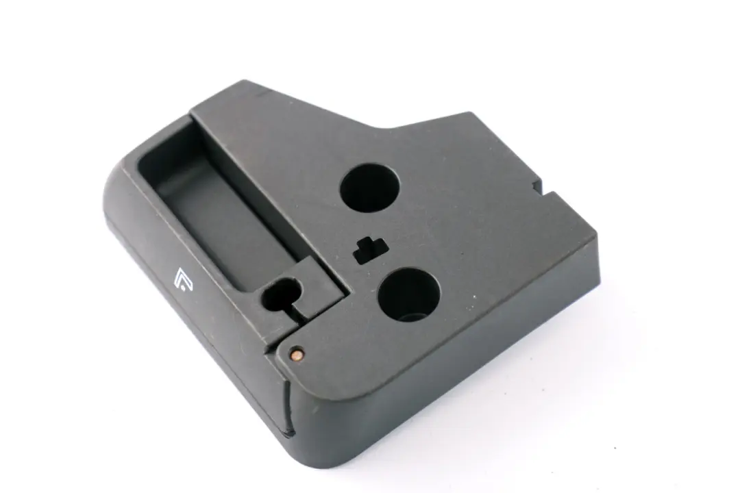 BMW E82 E90 E90N Poignee de commande de chargement du siege arriere gauche - SKU 7151369-1 - Numéro de pièce 7151369