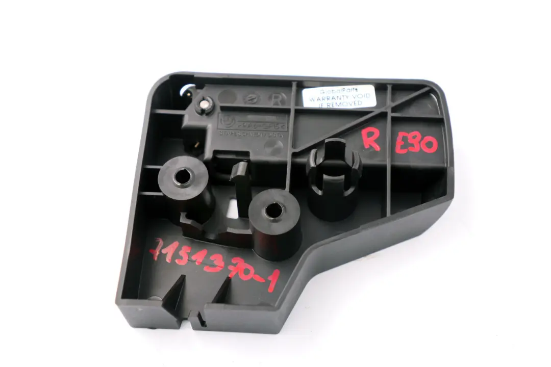 BMW E82 E90 E92 Uchwyt osłona panel fotela tylnego - SKU 7151370-1 - Numer Części 7151370