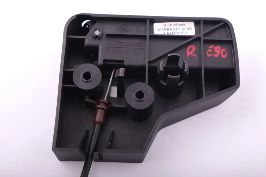 BMW 1 3 SERIES E82 E90 E92 Rear Seat Loading Actuation Handle Unit Right O/S - SKU 7151370 - Part number 7151370