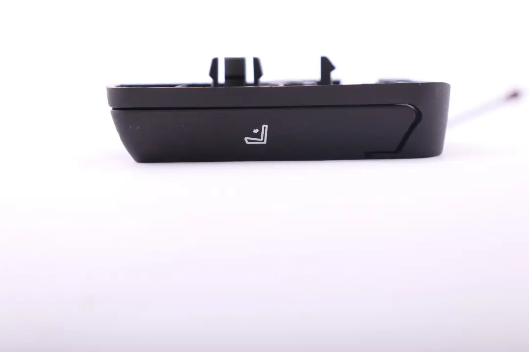 Loading Actuation Handle Unit Right O/S to BMW 1 3 SERIES E82 E90 E92 Rear Seat with Part number 7151370 BMW 1 3 SERIES E82 E90 E92 Rear Seat Loading Actuation Handle Unit Right O/S - SKU 7151370 - Part number 7151370