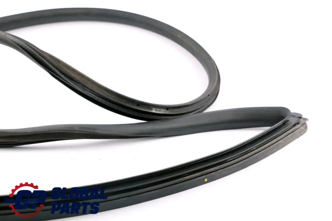 Junta De Goma Puerta Delantera Izquierda para Mini Cooper One R50 R53 R56 con número de pieza 7151383 Mini Cooper One R50 R53 R56 Junta De Goma Puerta Delantera Izquierda - SKU 7151383 - Número de pieza 7151383