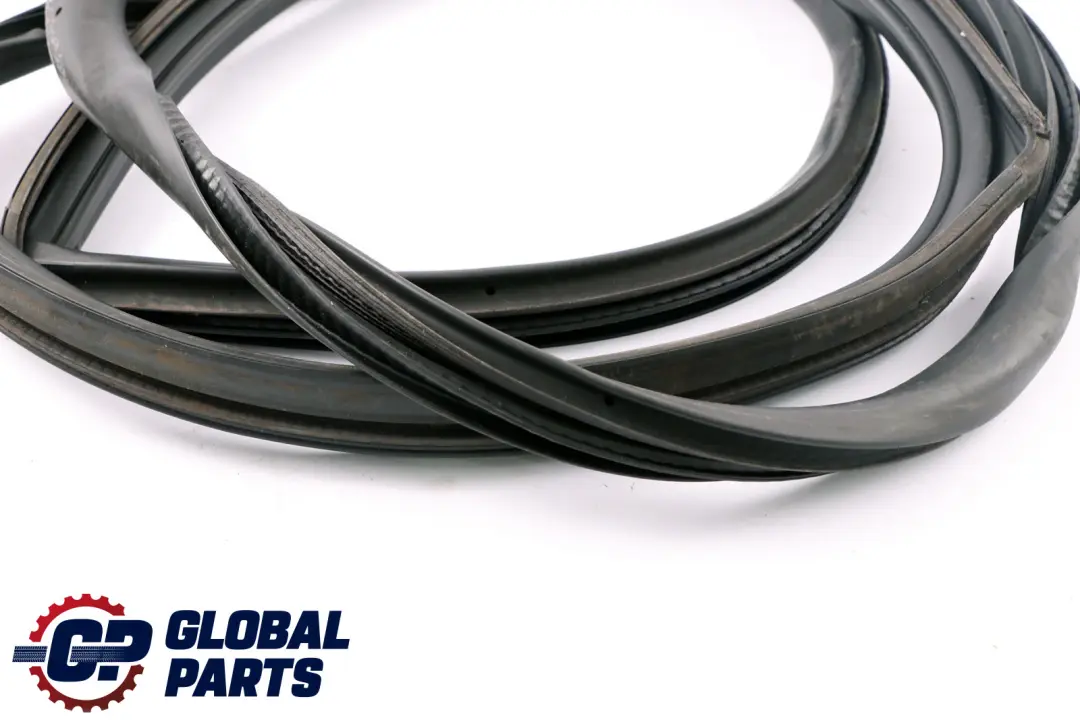 Joint Porte Avant Droit Caoutchouc pour Mini Cooper One R50 R53 R56 à propos du numéro de pièce 7151384 Mini Cooper One R50 R53 R56 Joint Porte Avant Droit Caoutchouc - SKU 7151384 - Numéro de pièce 7151384