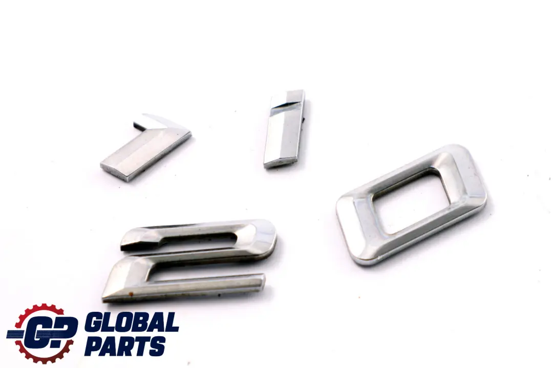 Stemma Posteriore Scritta Logo Segni 120i per BMW E81 E82 E87 LCI con numero di parte 51147151386 BMW E81 E82 E87 LCI Stemma Posteriore Scritta Logo Segni 120i - SKU 7151386 - Numero di parte 51147151386