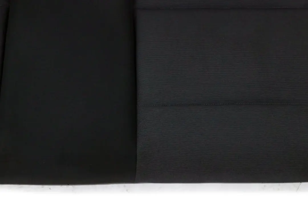 Housse de Siege Couchbank Tissu Gris Alaska Gris Arriere pour BMW 1 Serie E87 à propos du numéro de pièce 7151600 BMW 1 Serie E87 Housse de Siege Couchbank Tissu Gris Alaska Gris Arriere - SKU 7151600 - Numéro de pièce 7151600