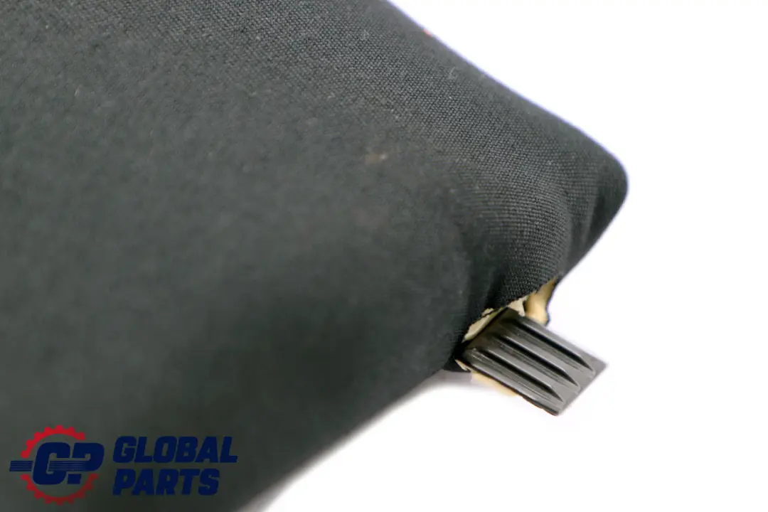 Tylna boczna osłona siedzenia do BMW E87 o numerze 7151656 BMW E87 Tylna boczna osłona siedzenia - SKU 7151656 - Numer Części 7151656