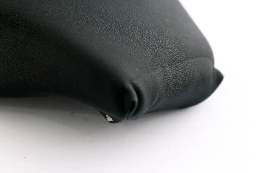 1er-Reihe E87 Arriere Siege Arriere Droit Laterale Capot 711868 pour BMW à propos du numéro de pièce 7151662 BMW 1er-Reihe E87 Arriere Siege Arriere Droit Laterale Capot 711868 - SKU 7151662 - Numéro de pièce 7151662