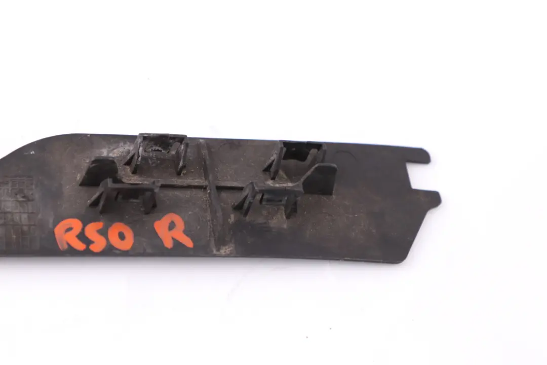 Garniture de capot avant droite pour Mini Cooper R50 R52 R53 à propos du numéro de pièce 7152232 Mini Cooper R50 R52 R53 Garniture de capot avant droite - SKU 7152232 - Numéro de pièce 7152232