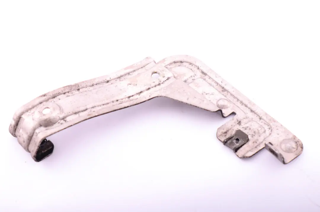 Supporto Copertura Passaruota Anteriore Destro per BMW E60 E61 E63 E64 con numero di parte 51717152821 BMW E60 E61 E63 E64 Supporto Copertura Passaruota Anteriore Destro - SKU 7152821 - Numero di parte 51717152821