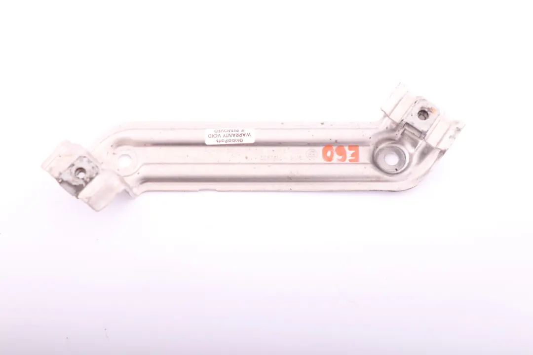 Bracket Underfloor Panelling Right O/S to BMW 5 Series E61 LCI E60 E63 E64 with Part number 7152822 BMW 5 Series E61 LCI E60 E63 E64 Bracket Underfloor Panelling Right O/S - SKU 7152822 - Part number 7152822