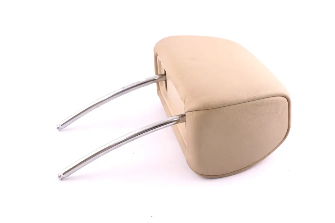 Sedile anteriore sinistro destro poggiatesta in pelle Nasca Cream Beige per BMW E65 con numero di parte 7153360 BMW E65 Sedile anteriore sinistro destro poggiatesta in pelle Nasca Cream Beige - SKU 7153360 - Numero di parte 7153360