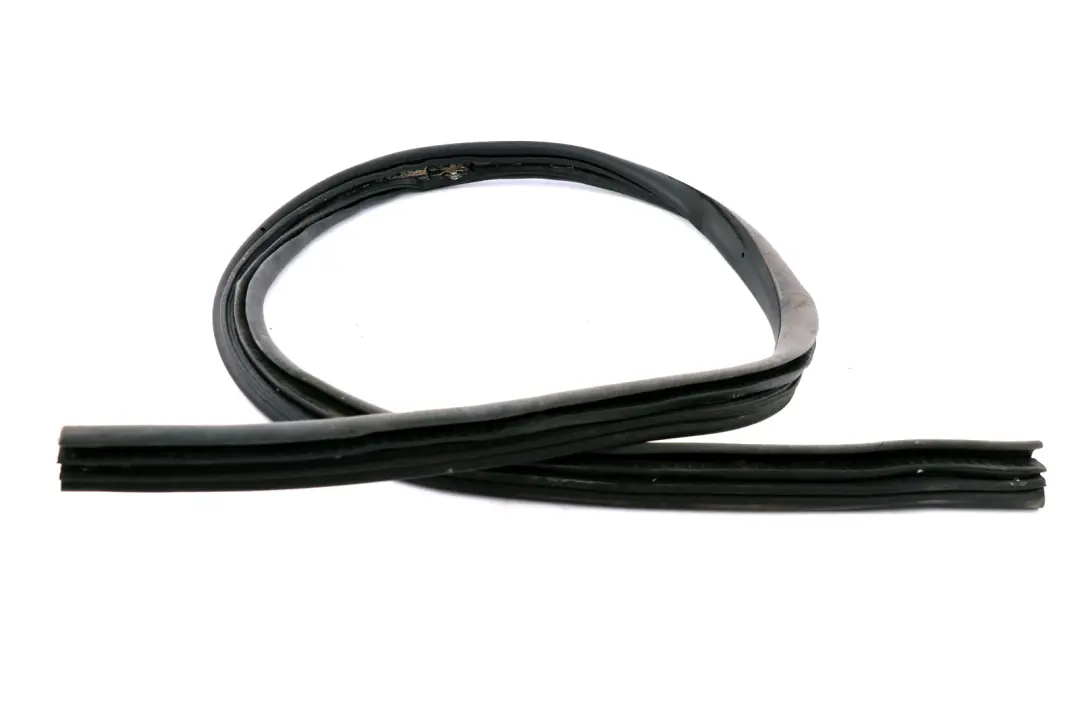 BMW 6 Series E64 E64N LCI Door Weatherstrip Strip Seal Gasket Right O/S Grey - SKU 7153458 - Part number 7153458