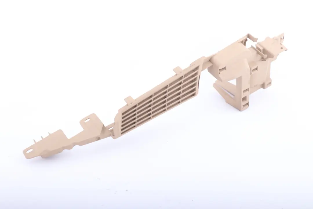 Osłona Plastik Listwa Bagażnika Lewa do BMW E91 o numerze 7153711 BMW E91 Osłona Plastik Listwa Bagażnika Lewa - SKU 7153711 - Numer Części 7153711