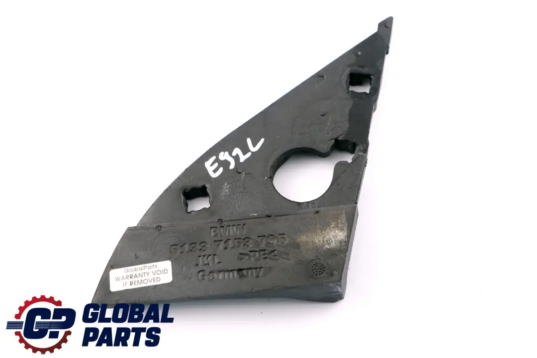 Junta Espejo Exterior Izquierdo Triangulo para BMW E92 E92N E93 LCI M3 LCI con número de pieza 51337153795 BMW E92 E92N E93 LCI M3 LCI Junta Espejo Exterior Izquierdo Triangulo - SKU 7153795 - Número de pieza 51337153795