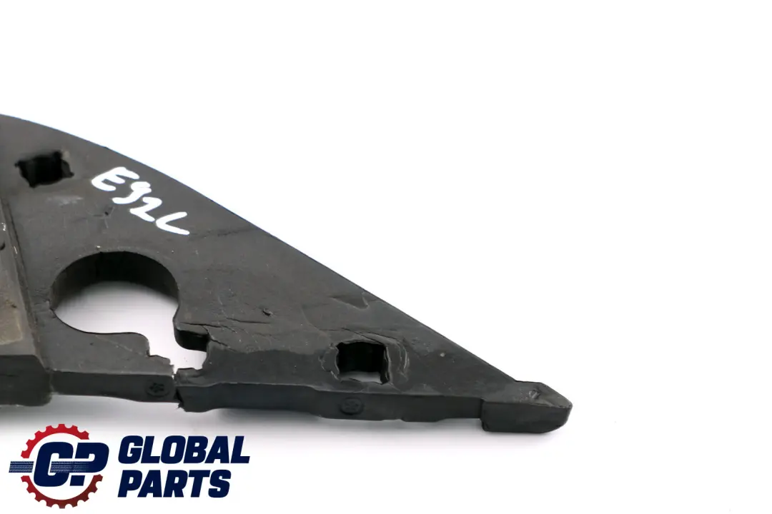 Seal Outer Left Mirror Triangle pour BMW E92 E92N E93 LCI M3 LCI à propos du numéro de pièce 51337153795 BMW E92 E92N E93 LCI M3 LCI Seal Outer Left Mirror Triangle - SKU 7153795 - Numéro de pièce 51337153795