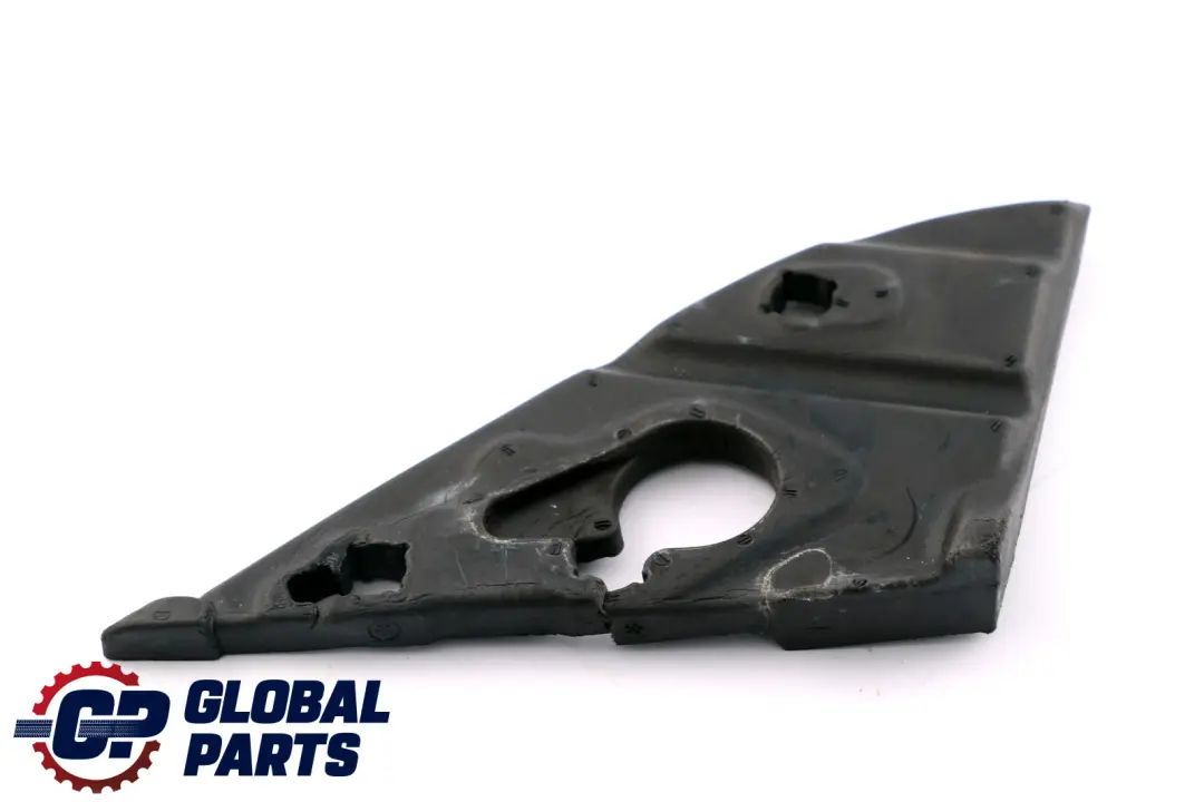 Tenuta Specchio Triangolare Esterno SX per BMW E92 E92N E93 LCI M3 LCI con numero di parte 51337153795 BMW E92 E92N E93 LCI M3 LCI Tenuta Specchio Triangolare Esterno SX - SKU 7153795 - Numero di parte 51337153795