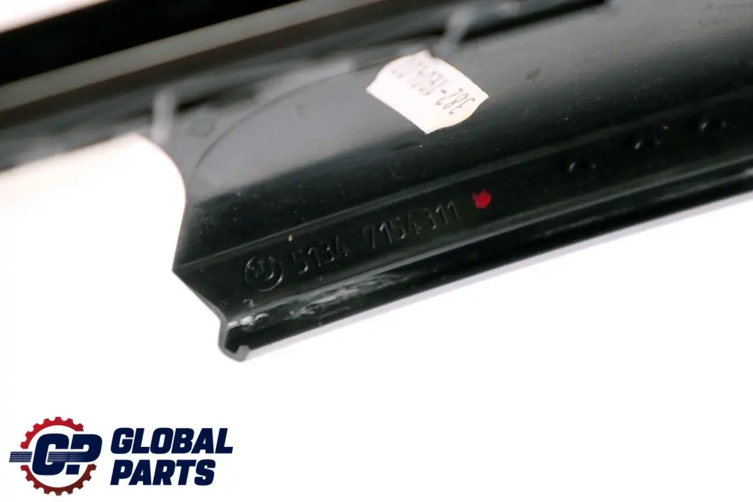 Columna B Trasera Izquierda Cubierta Exterior Alto Shadow Line para BMW E87 con número de pieza 7154311 BMW E87 Columna B Trasera Izquierda Cubierta Exterior Alto Shadow Line - SKU 7154311 - Número de pieza 7154311