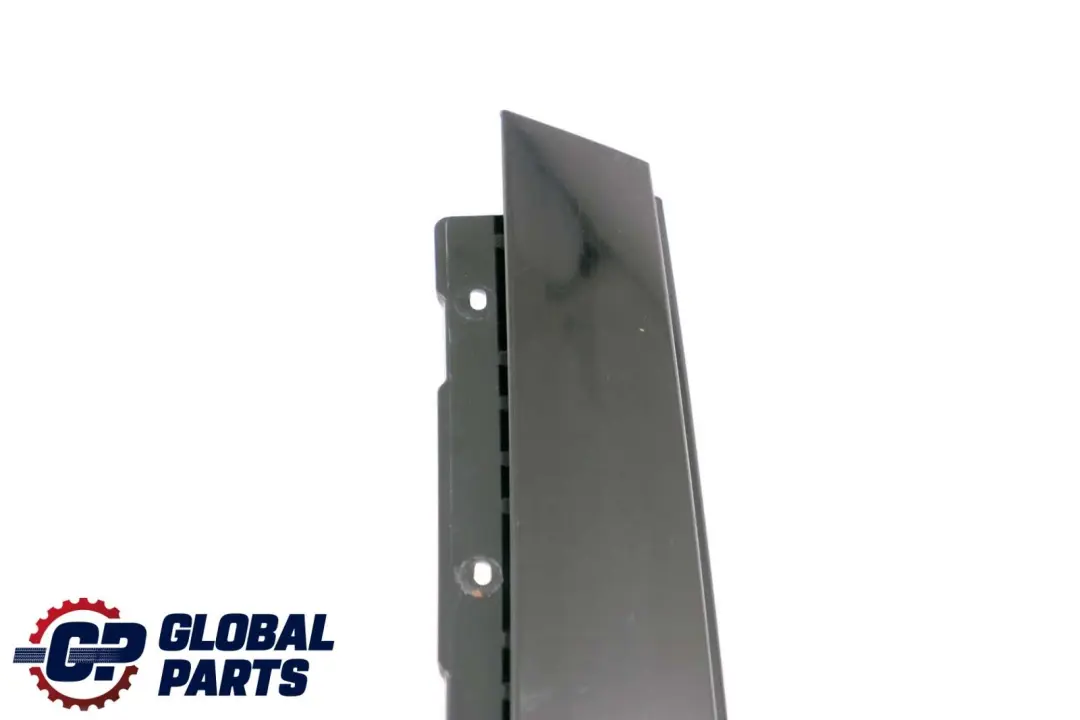 Columna B Cubierta Exterior Trasera Derecha Shadow Line para BMW E87 con número de pieza 7154312 BMW E87 Columna B Cubierta Exterior Trasera Derecha Shadow Line - SKU 7154312 - Número de pieza 7154312