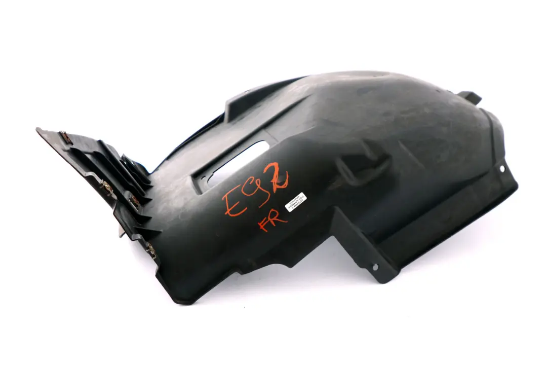 Couvrir Timonerie en Bas a Droite pour BMW E92 E93 à propos du numéro de pièce 7154416 BMW E92 E93 Couvrir Timonerie en Bas a Droite - SKU 7154416 - Numéro de pièce 7154416