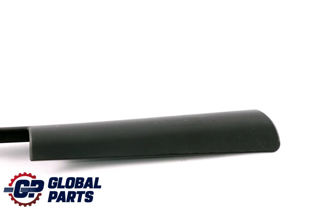 Panel Embellecedor Superior Trasero Izquierdo Negro para Mini Cooper One R52 con número de pieza 7154511 Mini Cooper One R52 Panel Embellecedor Superior Trasero Izquierdo Negro - SKU 7154511 - Número de pieza 7154511