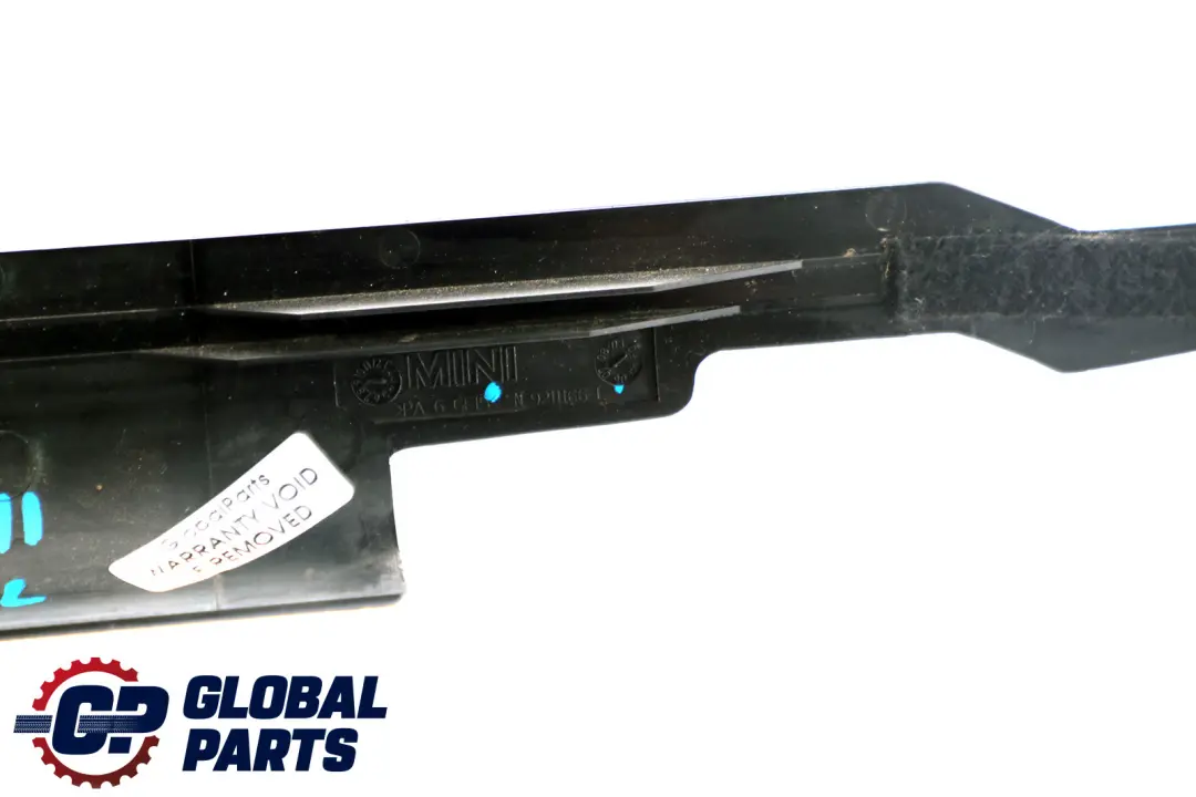 Covering Top Rear Left N/S Trim Panel Black to Mini Cooper One R52 with Part number 7154511 Mini Cooper One R52 Covering Top Rear Left N/S Trim Panel Black - SKU 7154511 - Part number 7154511