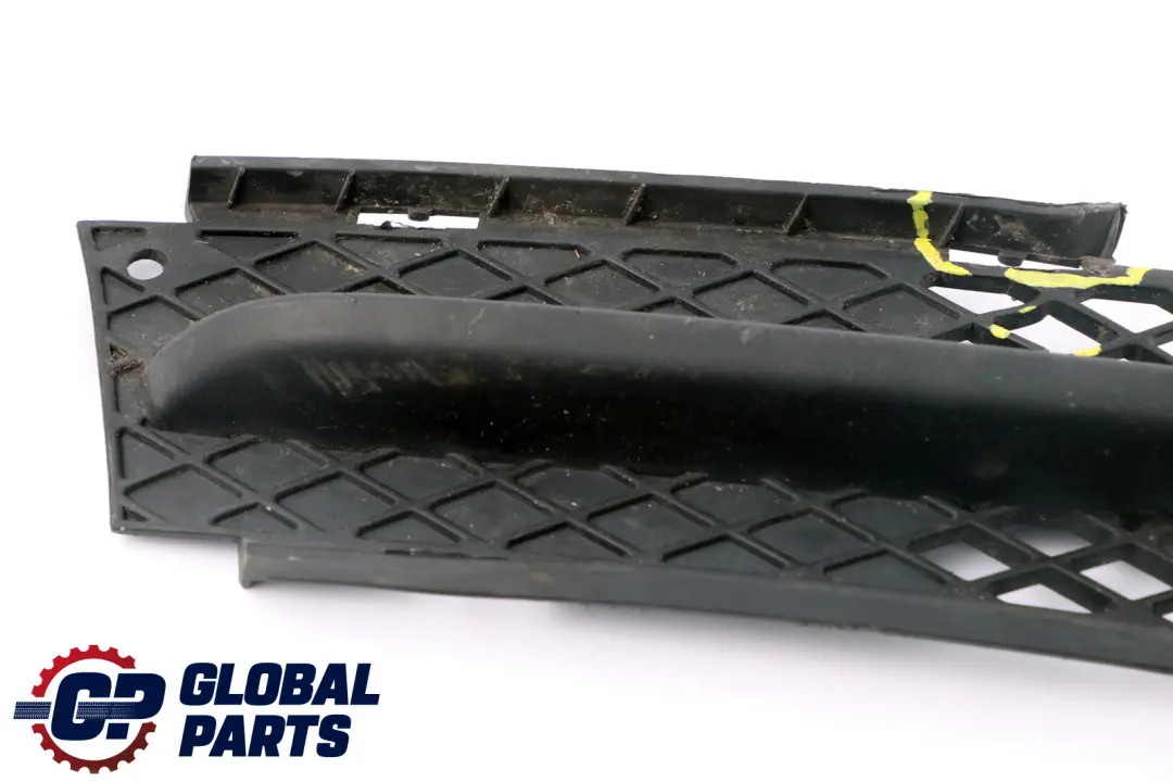 Front Bumper Partially Open Grid Right O/S to BMW 3 Series 1 E90 E91 with Part number 7154552 BMW 3 Series 1 E90 E91 Front Bumper Partially Open Grid Right O/S - SKU 7154552-1 - Part number 7154552