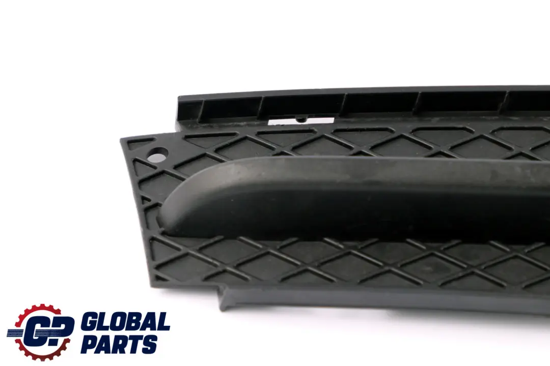 Pare-chocs Avant Grille Partiellement Ouverte Droit pour BMW E90 E91 à propos du numéro de pièce 7154552 BMW E90 E91 Pare-chocs Avant Grille Partiellement Ouverte Droit - SKU 7154552 - Numéro de pièce 7154552